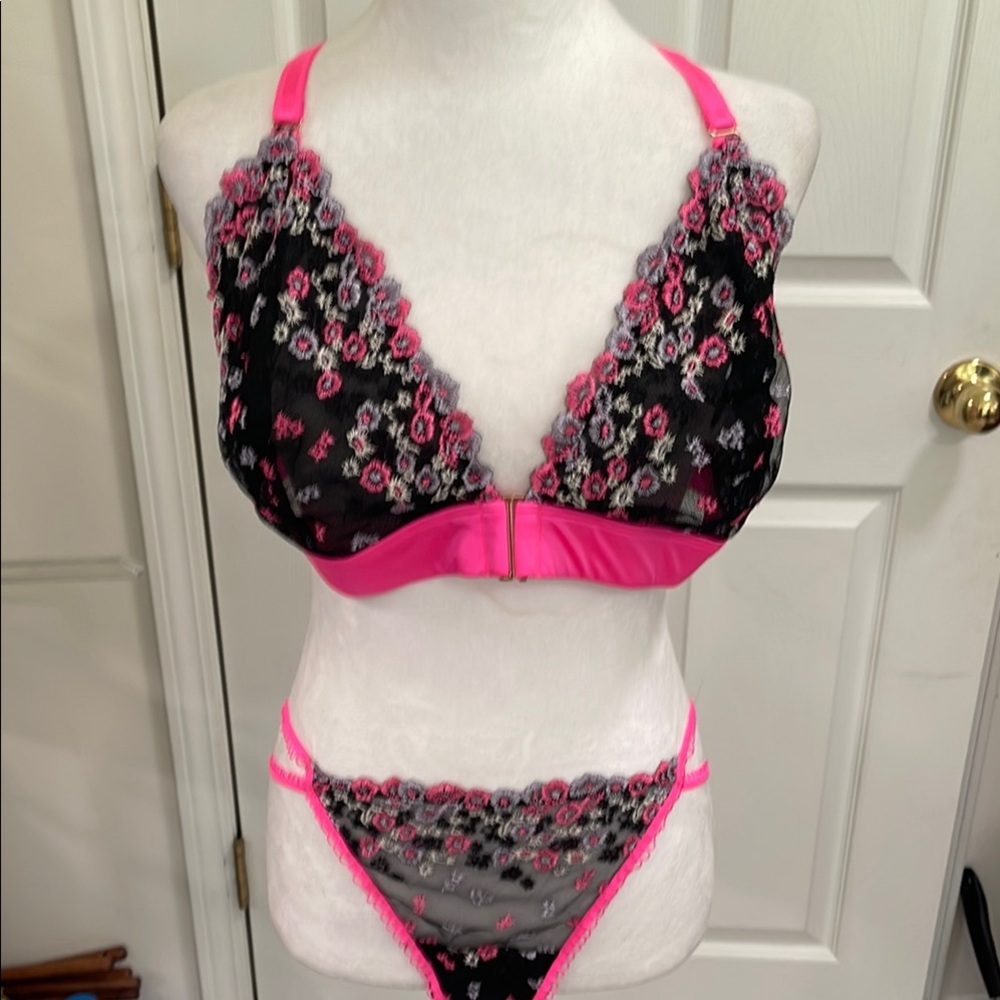 Sophia Intimates by Sophia Vergara